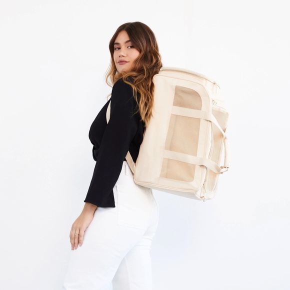 Beis The Regulation Carry On NWT - Picture 5 of 9